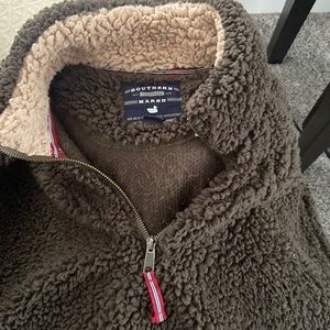 Southern Marsh fuzzy top